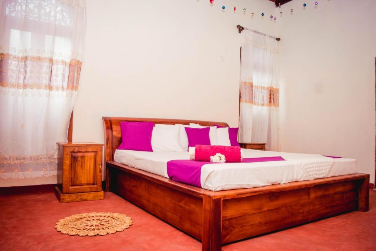 4Ty Two Homestay Galle Exterior foto